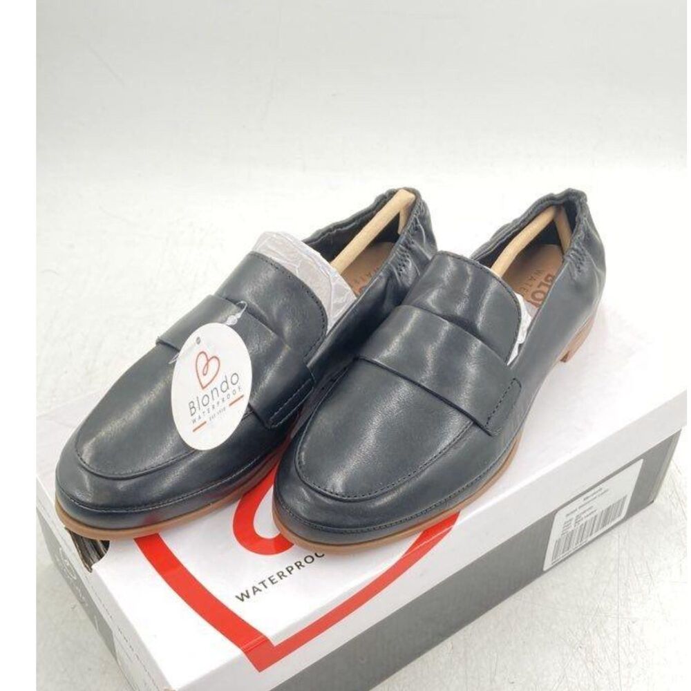 Blondo Black Leather Waterproof Flats Brand New In Box 5 1/2 Woman's Betsan